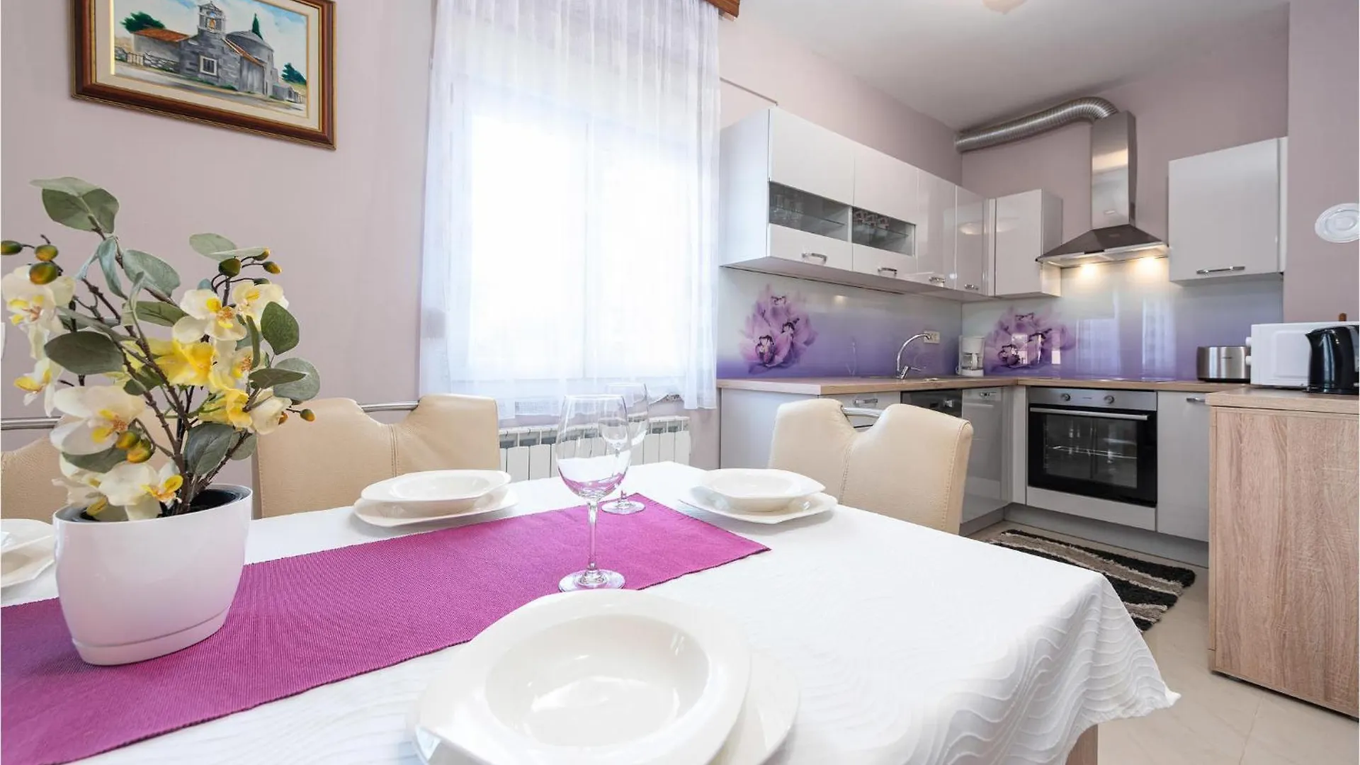 Cozy Home In Rovanjska With Jacuzzi Holiday home